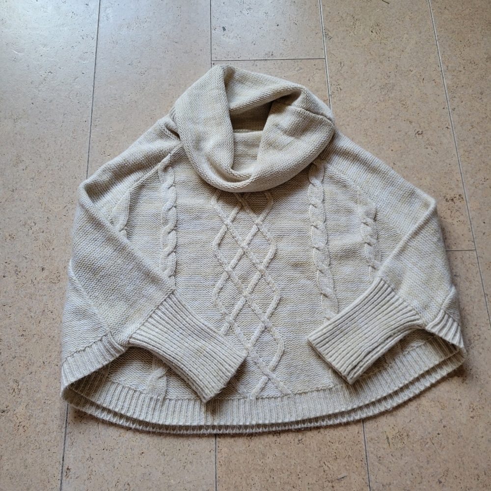 Crazy 8 knit cape. Size L (10-12). Used. Good condition